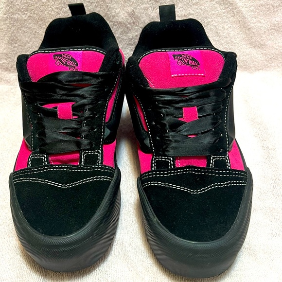 Vans Knu Skate Platform Stacked Sneaker Black Pink Satin Women’s Size 10 - Picture 2 of 7